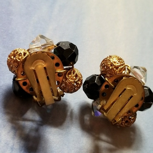 Vintage black bead cluster earrings clip back gold clipon - Picture 6 of 7